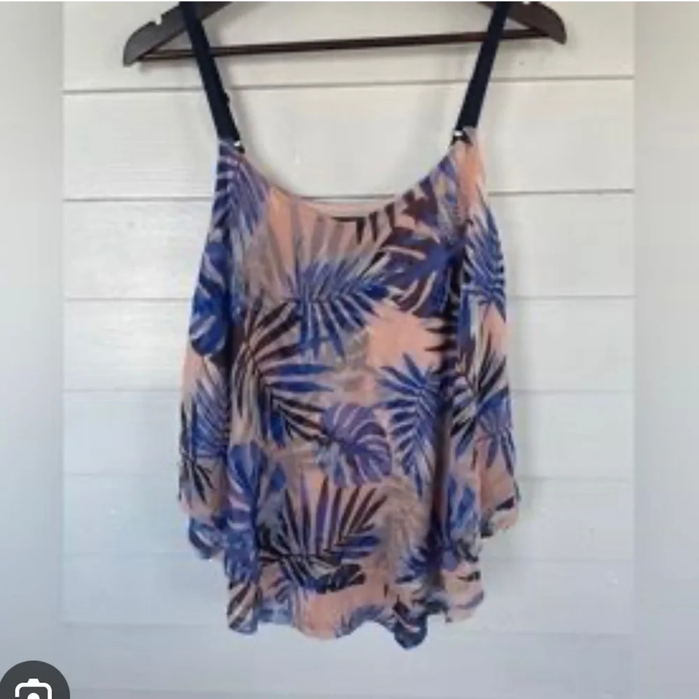 Penningtons Double Layer Tank - Picture 1 of 7